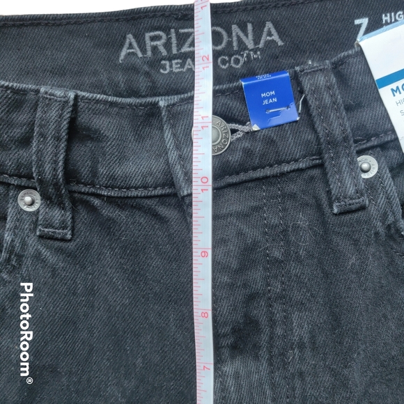 Arizona Shredded Mom Jeans Black High Rise Juniors Size 7 NWT Vintage Style - Picture 3 of 6